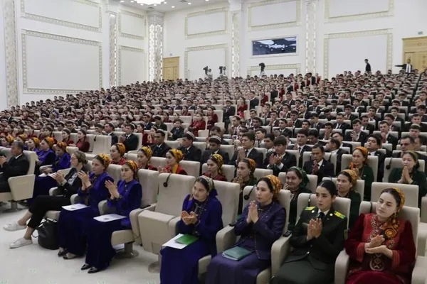 Arkadag şäherinde türkmen bedewlerine bagyşlanan XVII halkara ylmy maslahat geçirildi