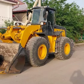 Pogruzçik погрузчик