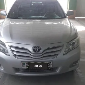 Toyota Camry 2010