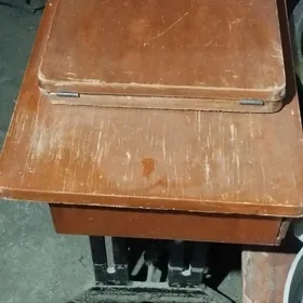 tikin maşynyñ ayagy çekmeli