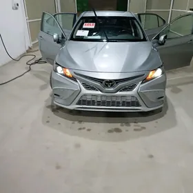 Toyota Camry 2022