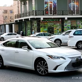 Lexus ES 350 2020