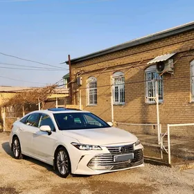 Toyota Avalon 2020