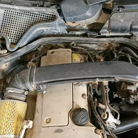 Mercedes 2.3 mator