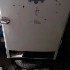 Холодильник САРАТОВ
