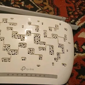 TP-LINK ROUTAR