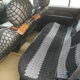 Infiniti QX4 2000