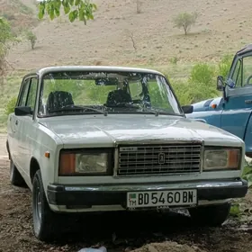 Lada 2107 1985