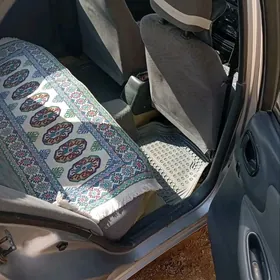 Daewoo Lanos 1999