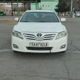 Toyota Camry 2010