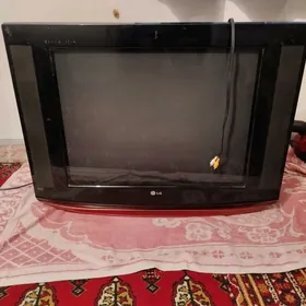 продам телевизор