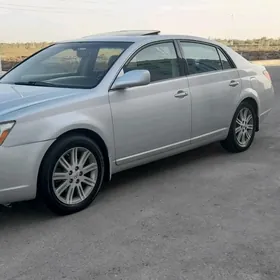 Toyota Avalon 2005