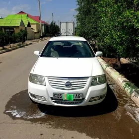 Nissan Sunny 2011