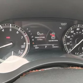 Toyota Highlander 2020