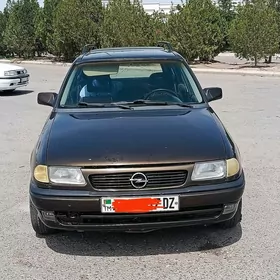 Opel Astra 1996
