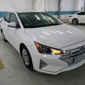 Hyundai Elantra 2018