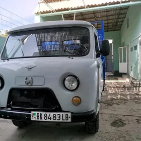 UAZ 452 1992