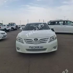 Toyota Camry 2011