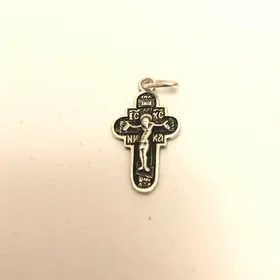 Серебряный крестик