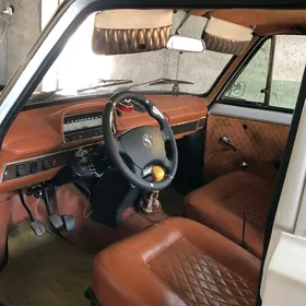Lada 2104 1983