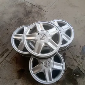 Opel diska 15lik 4desik