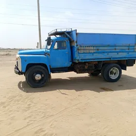 Gaz 53 1989