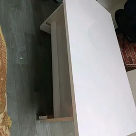 журнальный столик