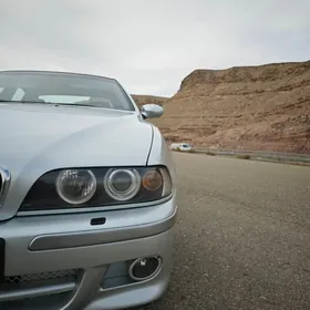 BMW E39 2003