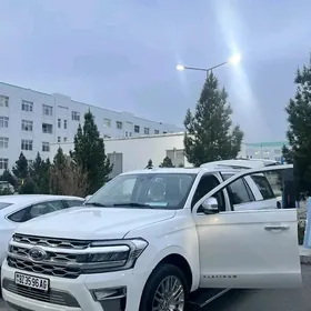 Ford Expedition 2023