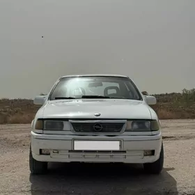 Opel Vectra 1990