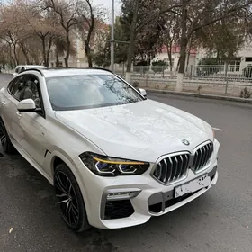 BMW X6 M 2022