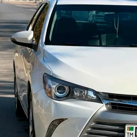 Toyota Camry 2016