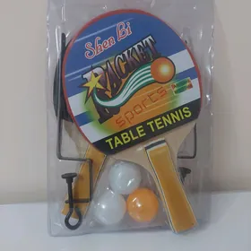 stolny tennis raketga