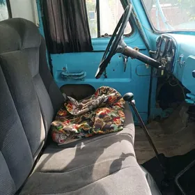 Gaz 52 1982