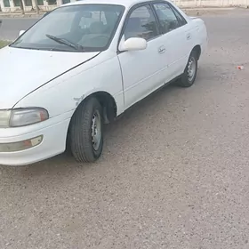 Toyota Carina 1995