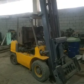 Mitsubishi Canter 2010