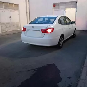 Hyundai Elantra 2009