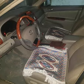 Toyota Camry 2004