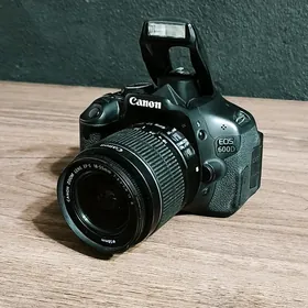 Canon 600 D