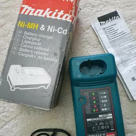 MAKITA şrupowýort ZARÝAD.