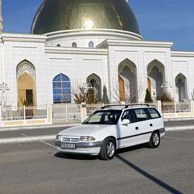 Opel Astra 1996