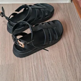 Босоножки