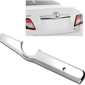 Camry 07_11 bagaž nikel