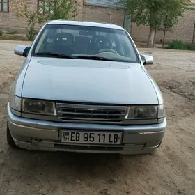 Opel Vectra 1990