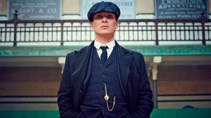 “Kesgir gaşlar” filminden Killian Mýorfiniň eşigi auksionda satylar