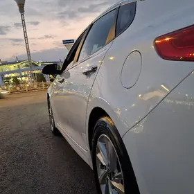 Kia Optima 2019