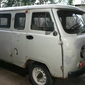 UAZ 452 1998