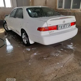 Toyota Camry 1999