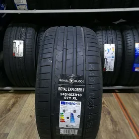 Royal Black 245/40R18