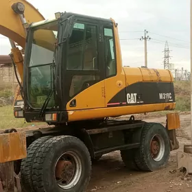 Caterpillar Excavator 2006